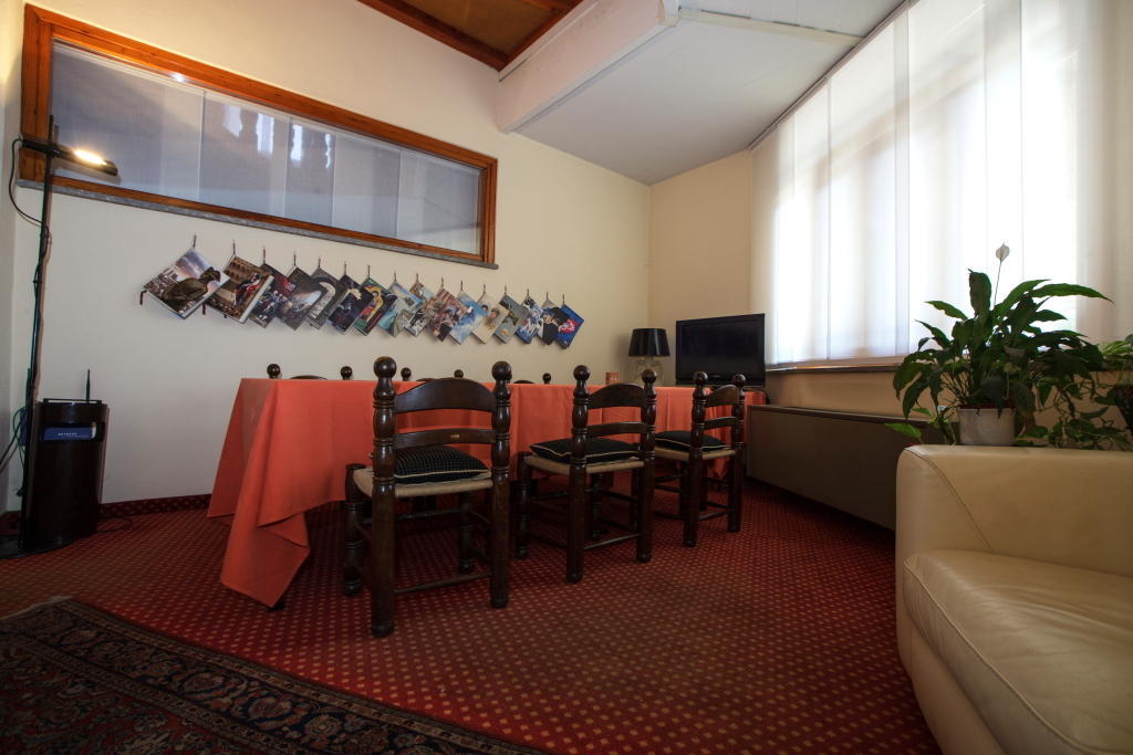 Hotel I Diamanti Garlasco Exterior photo